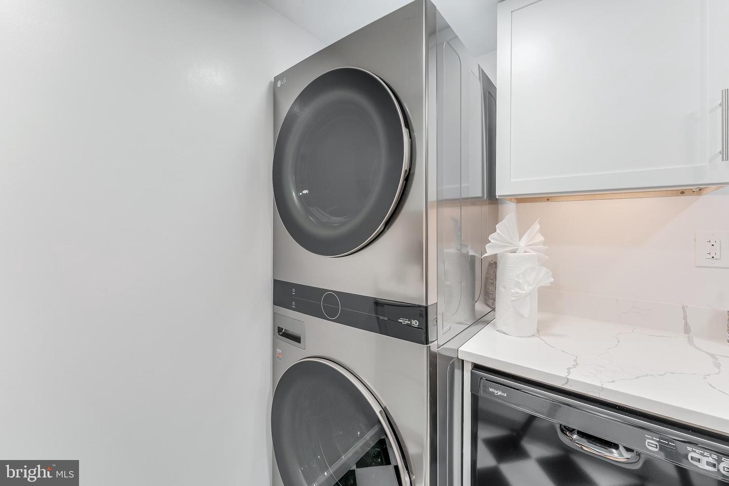 5911 EDSALL RD #708, ALEXANDRIA, Virginia 22304, 1 Bedroom Bedrooms, ,1 BathroomBathrooms,Residential,For sale,5911 EDSALL RD #708,VAAX2052636 MLS # VAAX2052636