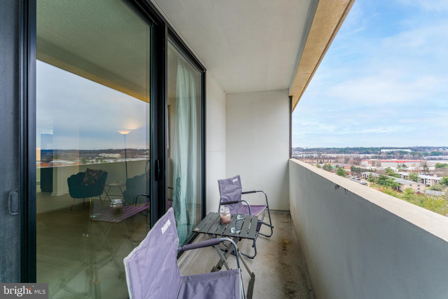 5911 EDSALL RD #708, ALEXANDRIA, Virginia 22304, 1 Bedroom Bedrooms, ,1 BathroomBathrooms,Residential,For sale,5911 EDSALL RD #708,VAAX2052636 MLS # VAAX2052636