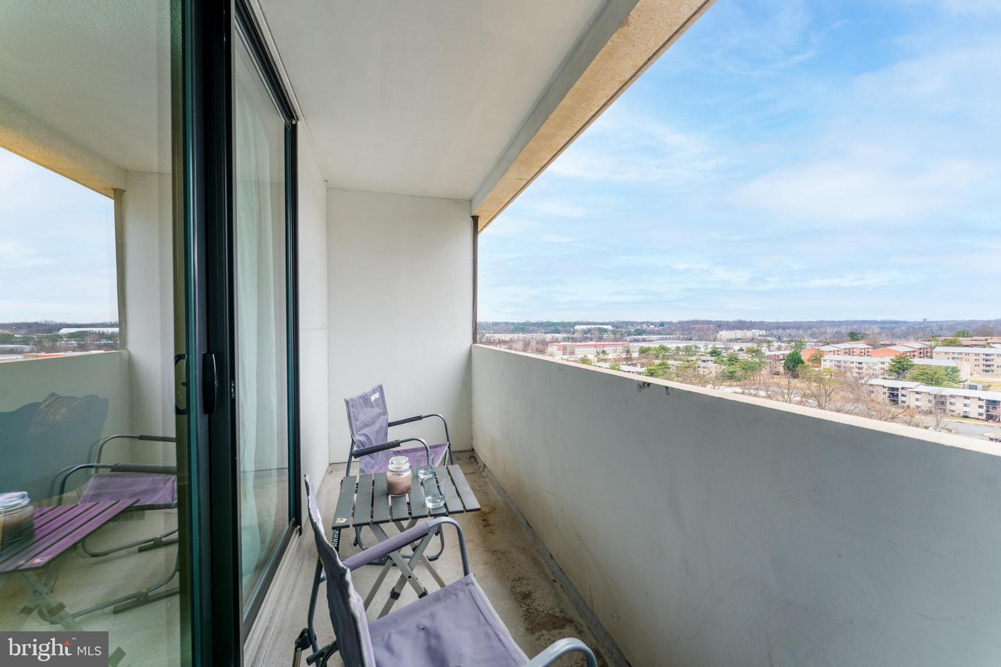 5911 EDSALL RD #708, ALEXANDRIA, Virginia 22304, 1 Bedroom Bedrooms, ,1 BathroomBathrooms,Residential,For sale,5911 EDSALL RD #708,VAAX2052636 MLS # VAAX2052636