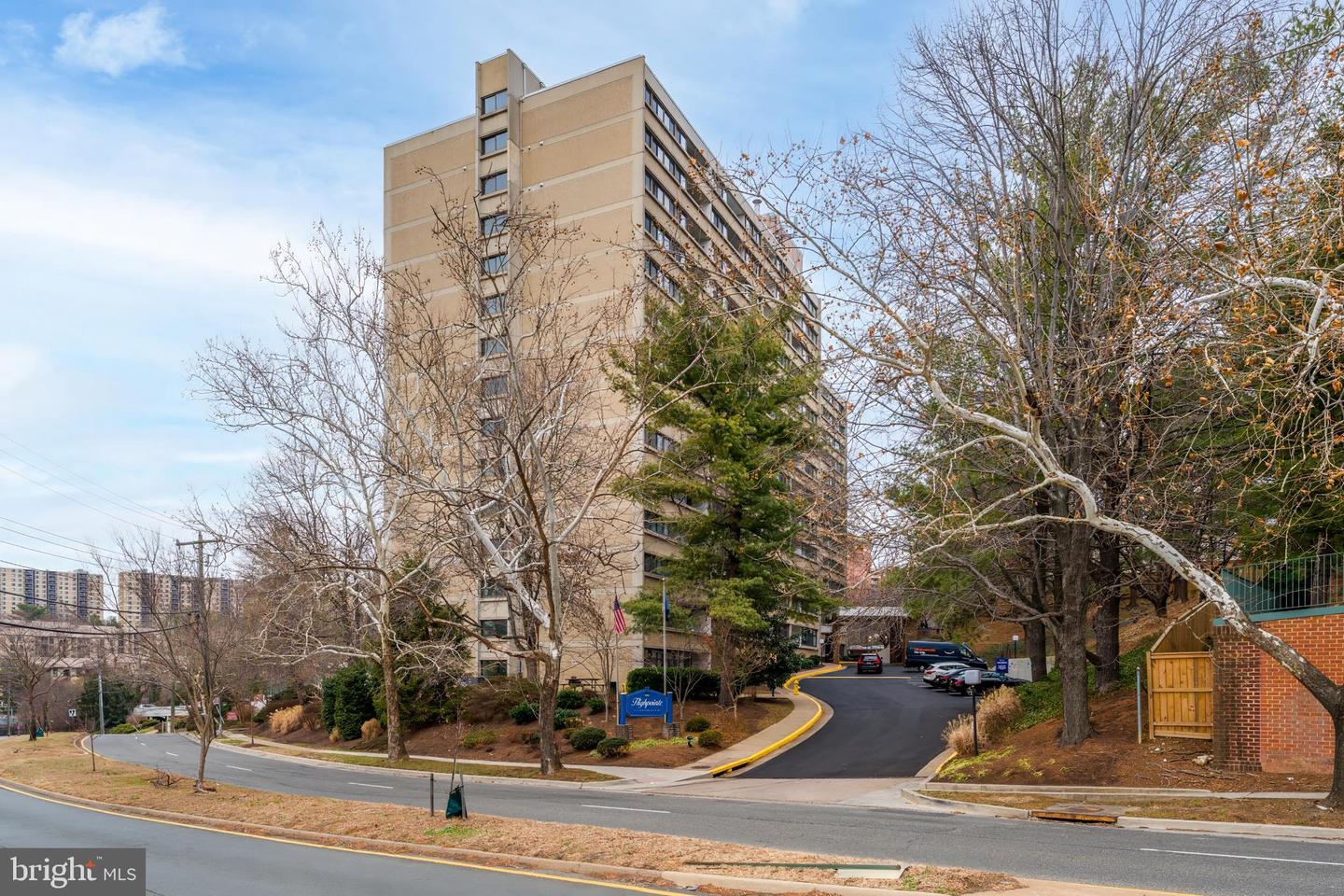 5911 EDSALL RD #708, ALEXANDRIA, Virginia 22304, 1 Bedroom Bedrooms, ,1 BathroomBathrooms,Residential,For sale,5911 EDSALL RD #708,VAAX2052636 MLS # VAAX2052636