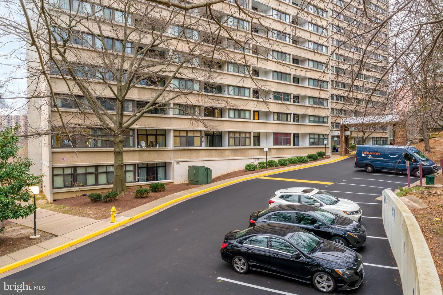 5911 EDSALL RD #708, ALEXANDRIA, Virginia 22304, 1 Bedroom Bedrooms, ,1 BathroomBathrooms,Residential,For sale,5911 EDSALL RD #708,VAAX2052636 MLS # VAAX2052636