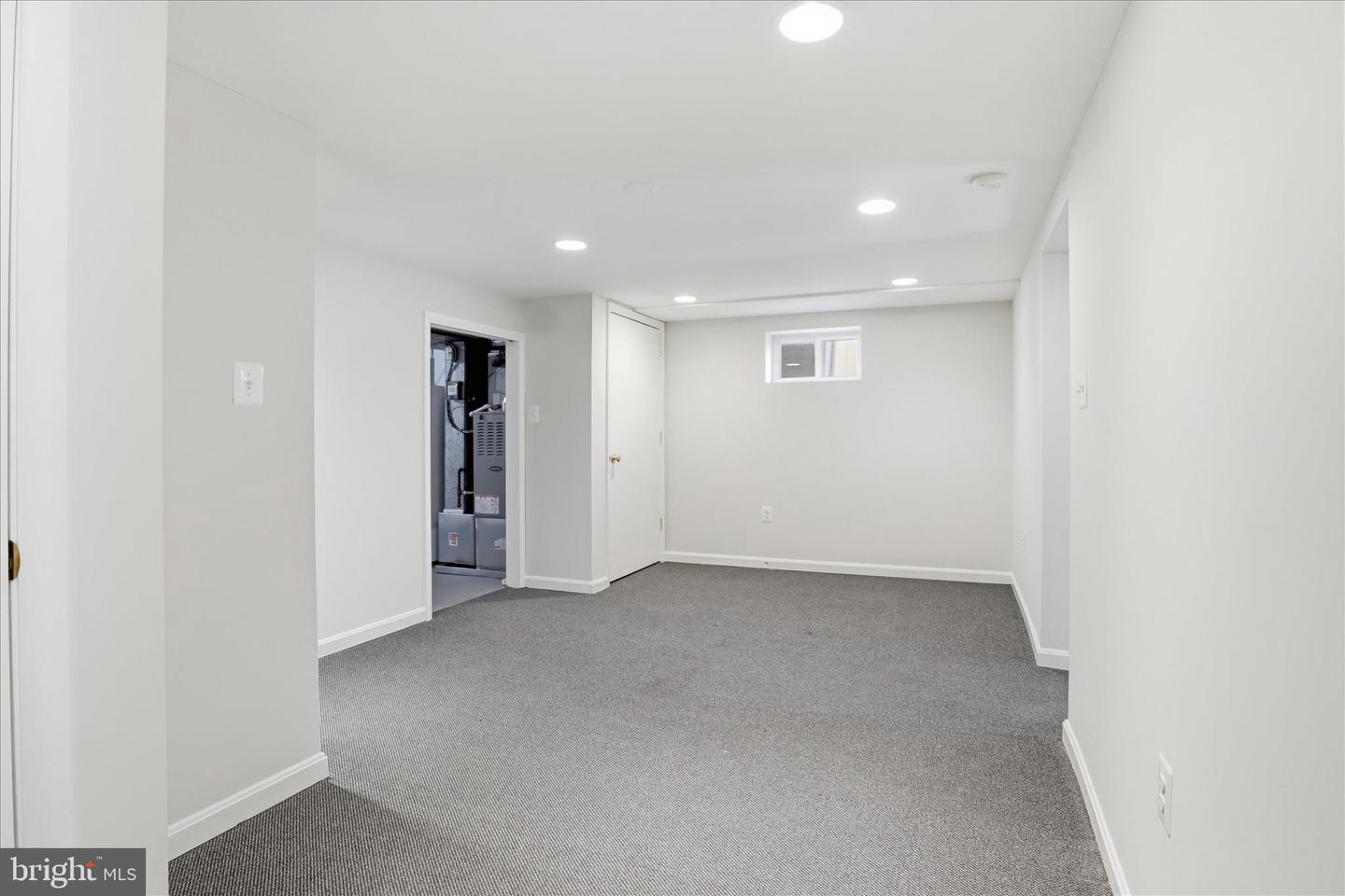 7013 KENFIG PL, FALLS CHURCH, Virginia 22042, 5 Bedrooms Bedrooms, 12 Rooms Rooms,2 BathroomsBathrooms,Residential,For sale,7013 KENFIG PL,VAFX2283352 MLS # VAFX2283352