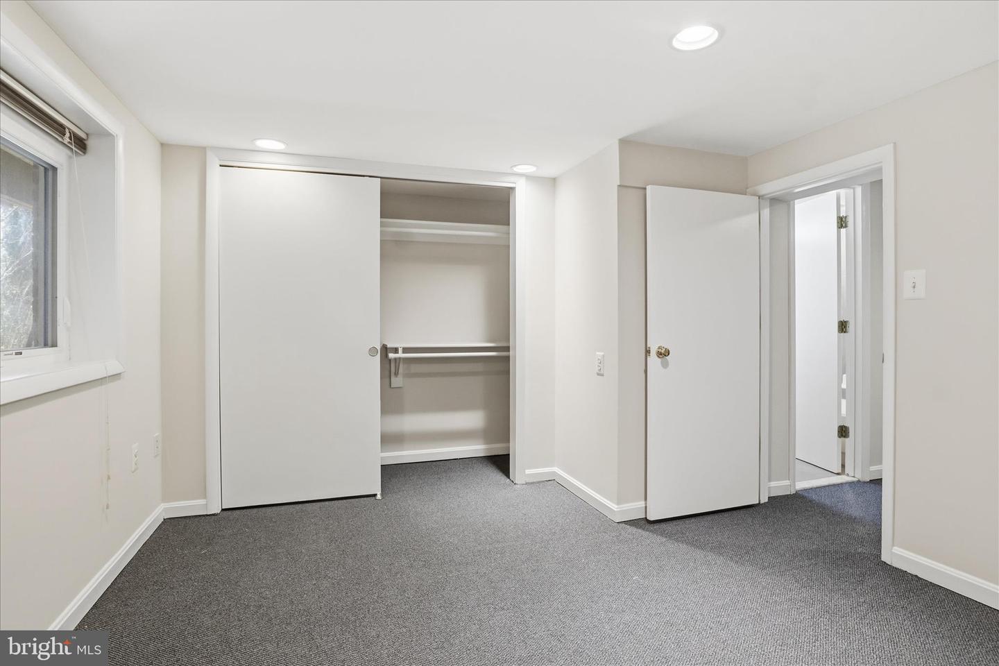 7013 KENFIG PL, FALLS CHURCH, Virginia 22042, 5 Bedrooms Bedrooms, 12 Rooms Rooms,2 BathroomsBathrooms,Residential,For sale,7013 KENFIG PL,VAFX2283352 MLS # VAFX2283352