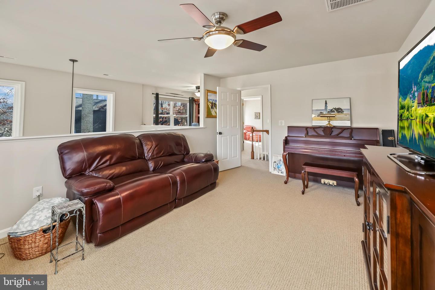 103 WINDY LN, LOCUST GROVE, Virginia 22508, 3 Bedrooms Bedrooms, 7 Rooms Rooms,2 BathroomsBathrooms,Residential,For sale,103 WINDY LN,VAOR2013024 MLS # VAOR2013024