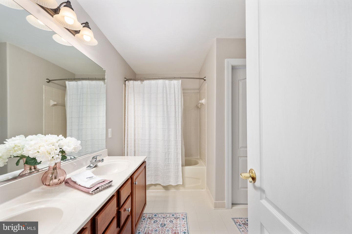 47 EASTER DR, STAFFORD, Virginia 22554, 5 Bedrooms Bedrooms, ,4 BathroomsBathrooms,Residential,For sale,47 EASTER DR,VAST2044862 MLS # VAST2044862