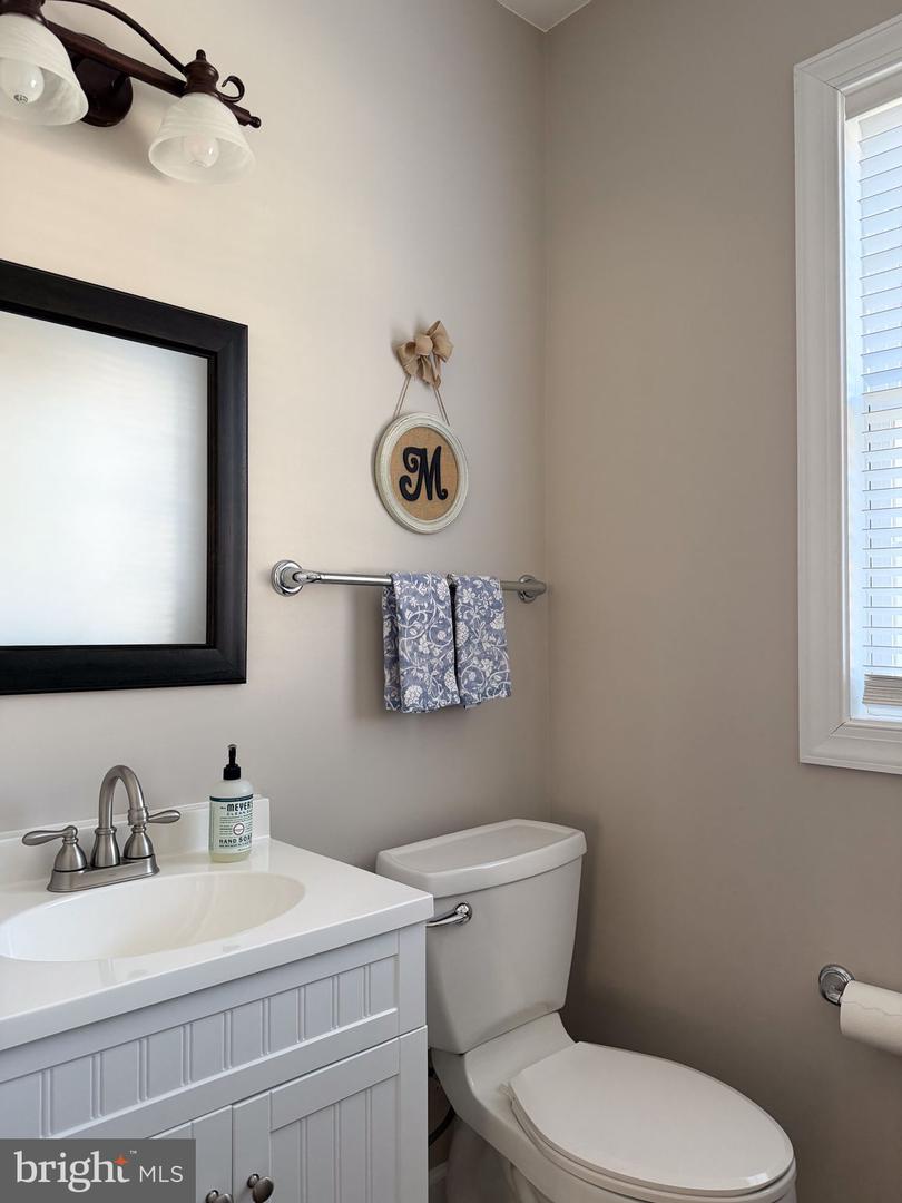 47 EASTER DR, STAFFORD, Virginia 22554, 5 Bedrooms Bedrooms, ,4 BathroomsBathrooms,Residential,For sale,47 EASTER DR,VAST2044862 MLS # VAST2044862