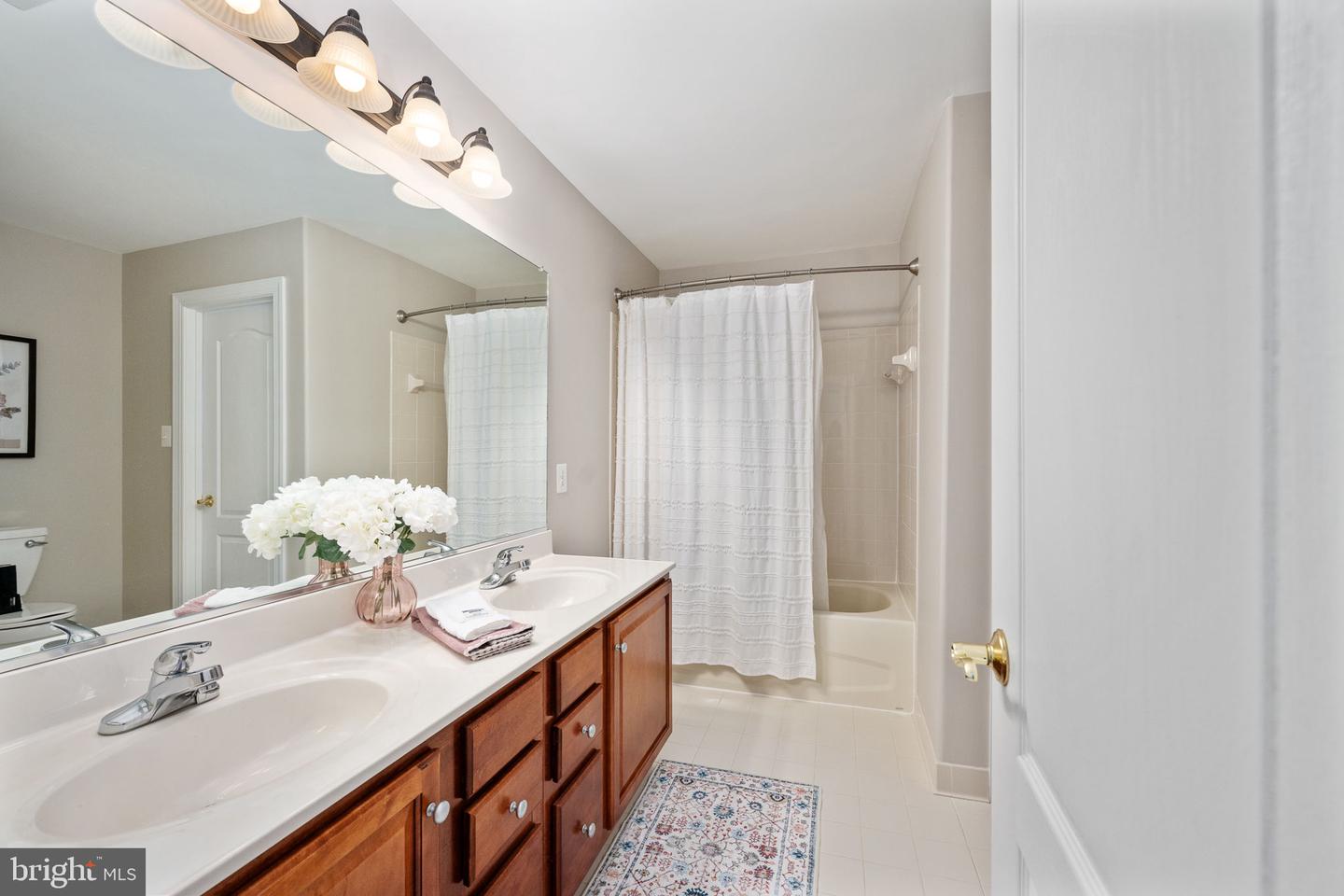 47 EASTER DR, STAFFORD, Virginia 22554, 5 Bedrooms Bedrooms, ,4 BathroomsBathrooms,Residential,For sale,47 EASTER DR,VAST2044862 MLS # VAST2044862