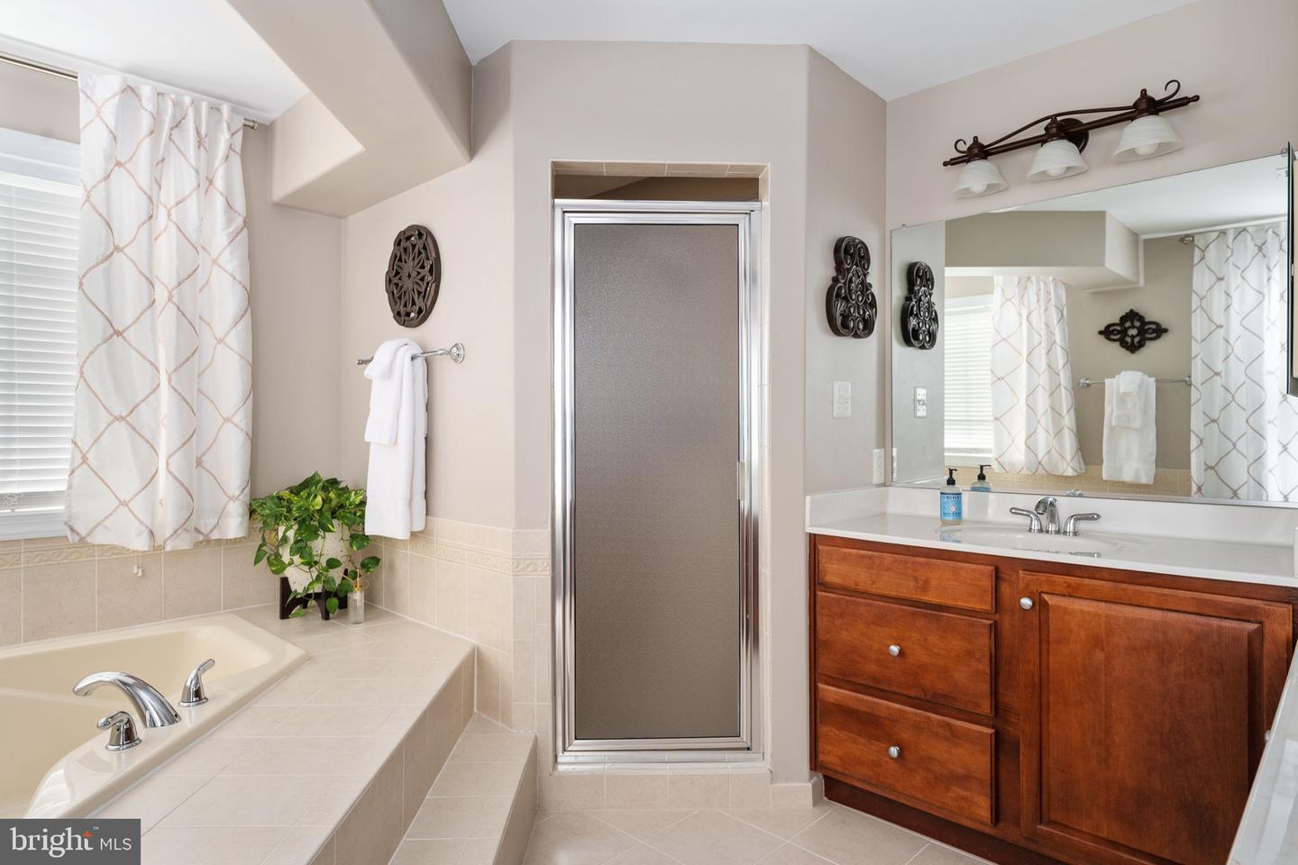 47 EASTER DR, STAFFORD, Virginia 22554, 5 Bedrooms Bedrooms, ,4 BathroomsBathrooms,Residential,For sale,47 EASTER DR,VAST2044862 MLS # VAST2044862