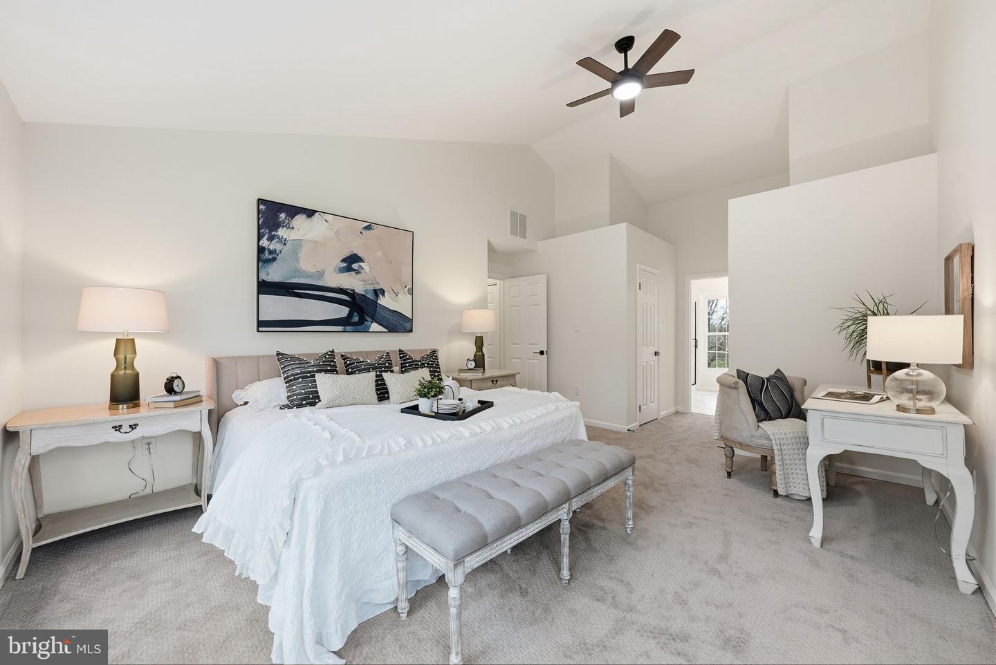 6112 SANDSTONE CT, CLIFTON, Virginia 20124, 4 Bedrooms Bedrooms, ,2 BathroomsBathrooms,Residential,For sale,6112 SANDSTONE CT,VAFX2283490 MLS # VAFX2283490