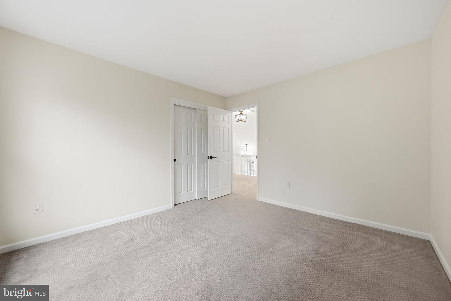 6112 SANDSTONE CT, CLIFTON, Virginia 20124, 4 Bedrooms Bedrooms, ,2 BathroomsBathrooms,Residential,For sale,6112 SANDSTONE CT,VAFX2283490 MLS # VAFX2283490