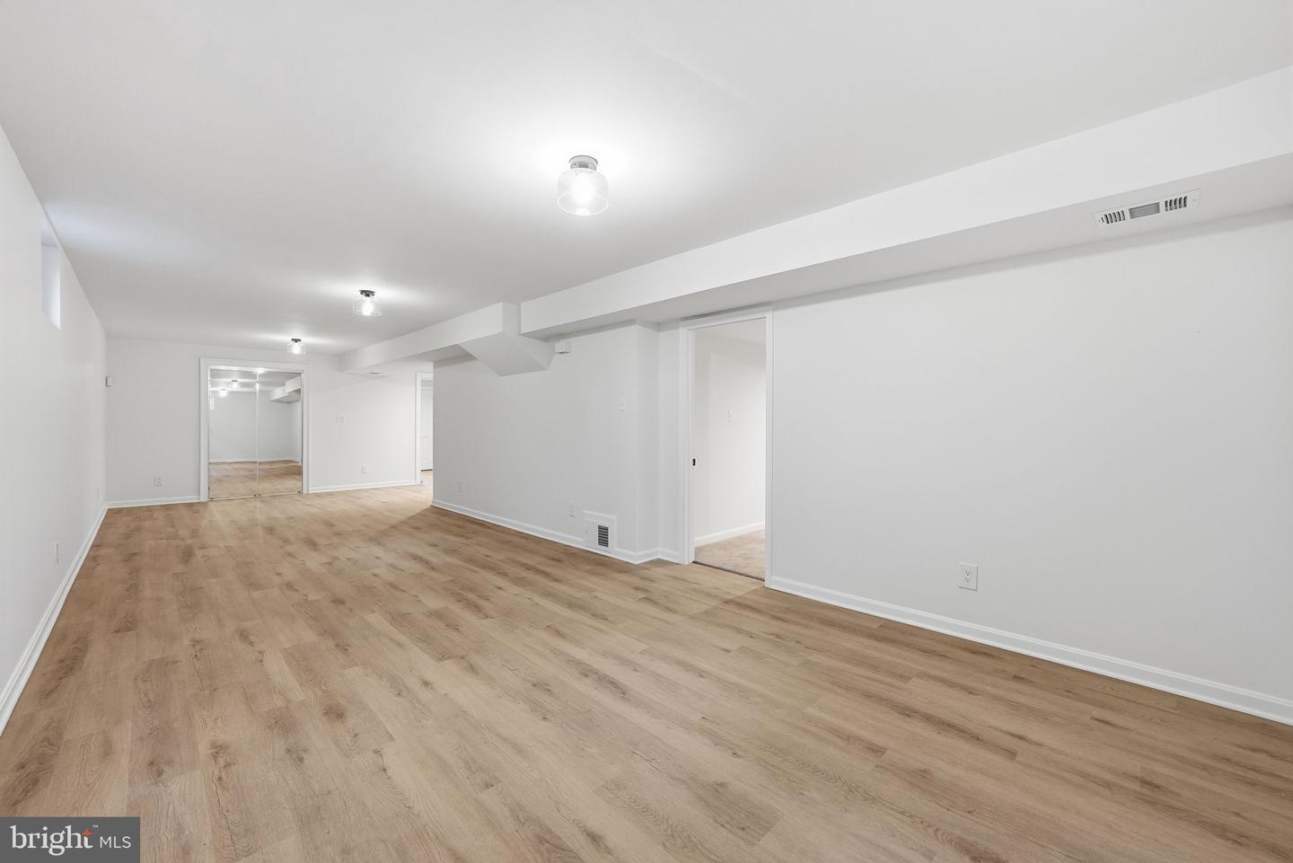 6112 SANDSTONE CT, CLIFTON, Virginia 20124, 4 Bedrooms Bedrooms, ,2 BathroomsBathrooms,Residential,For sale,6112 SANDSTONE CT,VAFX2283490 MLS # VAFX2283490