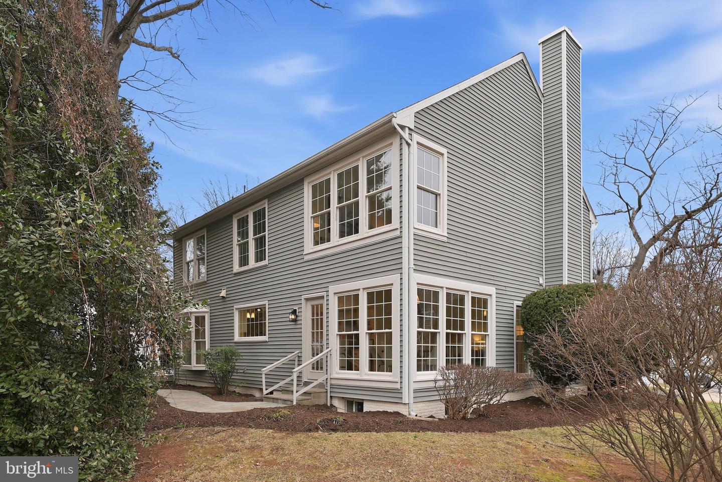 6112 SANDSTONE CT, CLIFTON, Virginia 20124, 4 Bedrooms Bedrooms, ,2 BathroomsBathrooms,Residential,For sale,6112 SANDSTONE CT,VAFX2283490 MLS # VAFX2283490