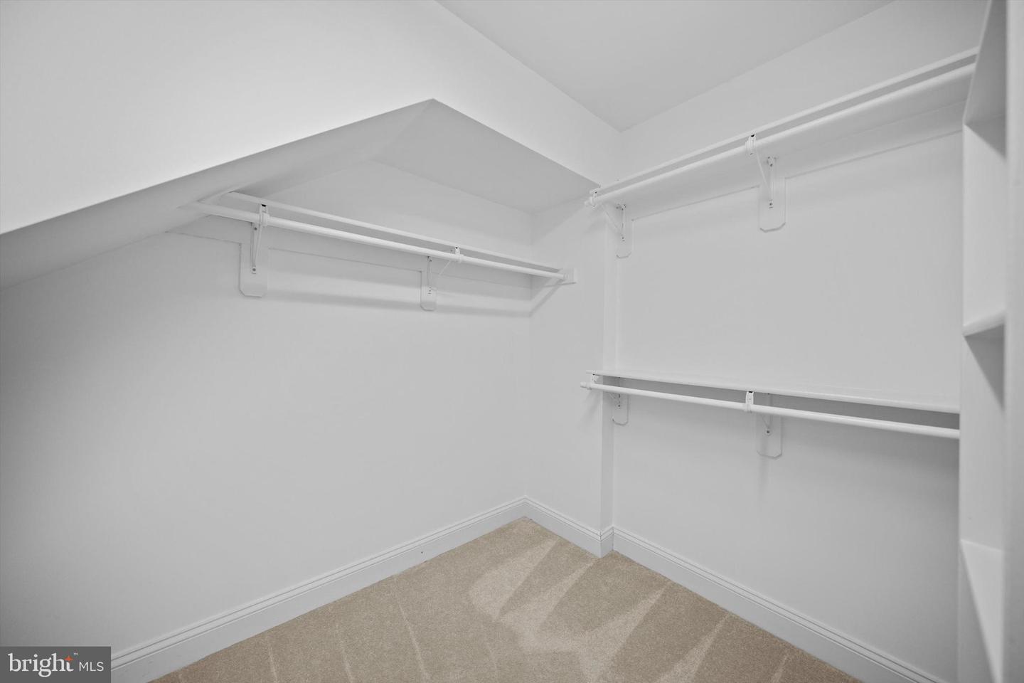 17290 QUAIL CREEK CIR, HAMILTON, Virginia 20158, 4 Bedrooms Bedrooms, ,4 BathroomsBathrooms,Residential,For sale,17290 QUAIL CREEK CIR,VALO2113088 MLS # VALO2113088