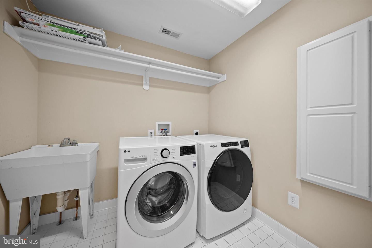 17290 QUAIL CREEK CIR, HAMILTON, Virginia 20158, 4 Bedrooms Bedrooms, ,4 BathroomsBathrooms,Residential,For sale,17290 QUAIL CREEK CIR,VALO2113088 MLS # VALO2113088