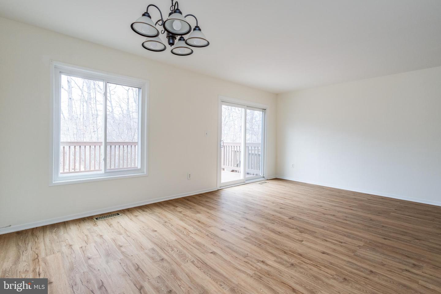 2950 CAMBRIDGE DR, WOODBRIDGE, Virginia 22192, 4 Bedrooms Bedrooms, ,3 BathroomsBathrooms,Residential,For sale,2950 CAMBRIDGE DR,VAPW2109684 MLS # VAPW2109684