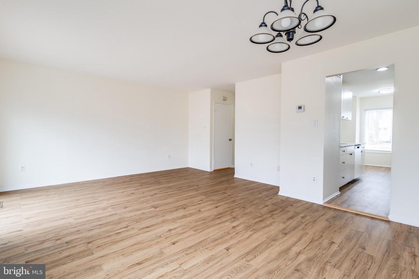 2950 CAMBRIDGE DR, WOODBRIDGE, Virginia 22192, 4 Bedrooms Bedrooms, ,3 BathroomsBathrooms,Residential,For sale,2950 CAMBRIDGE DR,VAPW2109684 MLS # VAPW2109684