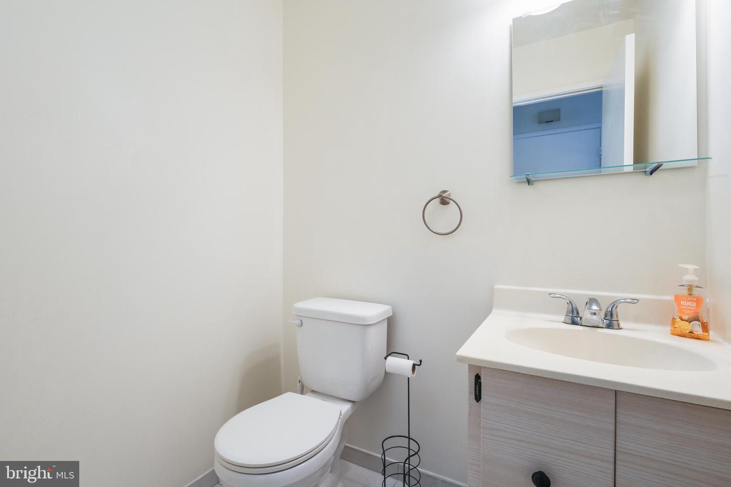 2950 CAMBRIDGE DR, WOODBRIDGE, Virginia 22192, 4 Bedrooms Bedrooms, ,3 BathroomsBathrooms,Residential,For sale,2950 CAMBRIDGE DR,VAPW2109684 MLS # VAPW2109684