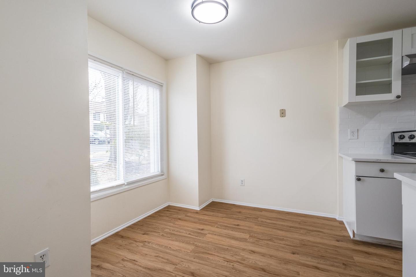 2950 CAMBRIDGE DR, WOODBRIDGE, Virginia 22192, 4 Bedrooms Bedrooms, ,3 BathroomsBathrooms,Residential,For sale,2950 CAMBRIDGE DR,VAPW2109684 MLS # VAPW2109684