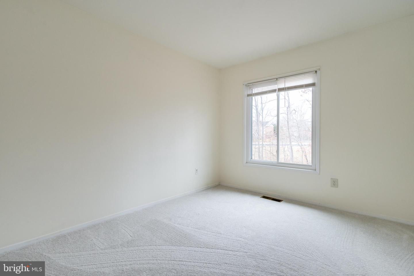 2950 CAMBRIDGE DR, WOODBRIDGE, Virginia 22192, 4 Bedrooms Bedrooms, ,3 BathroomsBathrooms,Residential,For sale,2950 CAMBRIDGE DR,VAPW2109684 MLS # VAPW2109684