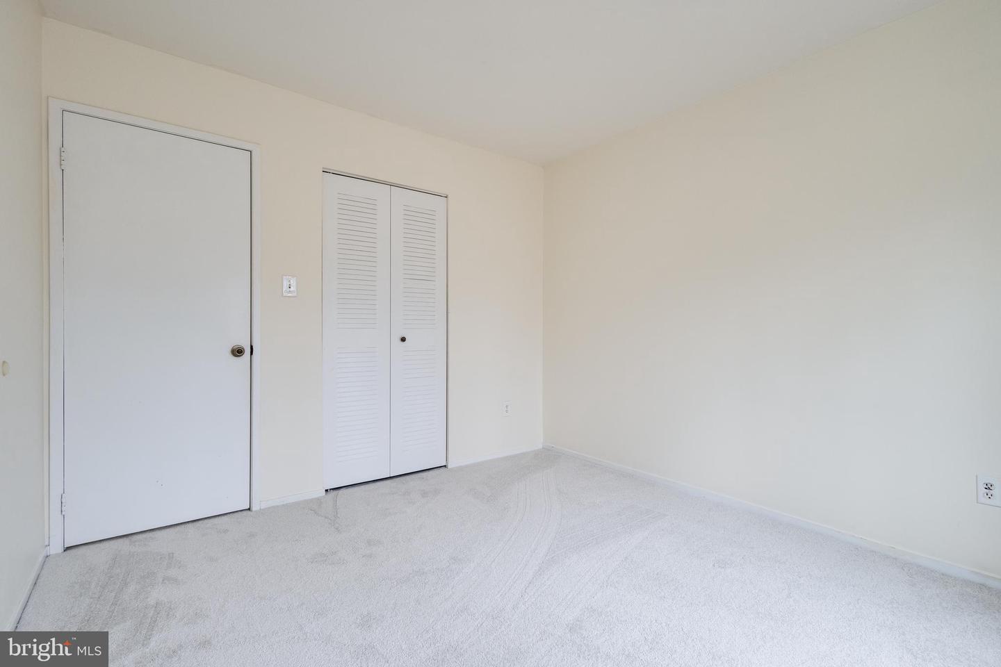 2950 CAMBRIDGE DR, WOODBRIDGE, Virginia 22192, 4 Bedrooms Bedrooms, ,3 BathroomsBathrooms,Residential,For sale,2950 CAMBRIDGE DR,VAPW2109684 MLS # VAPW2109684