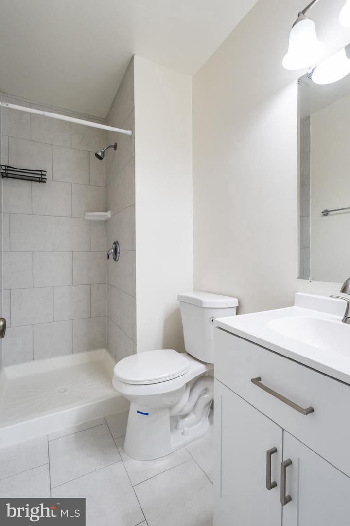 2950 CAMBRIDGE DR, WOODBRIDGE, Virginia 22192, 4 Bedrooms Bedrooms, ,3 BathroomsBathrooms,Residential,For sale,2950 CAMBRIDGE DR,VAPW2109684 MLS # VAPW2109684