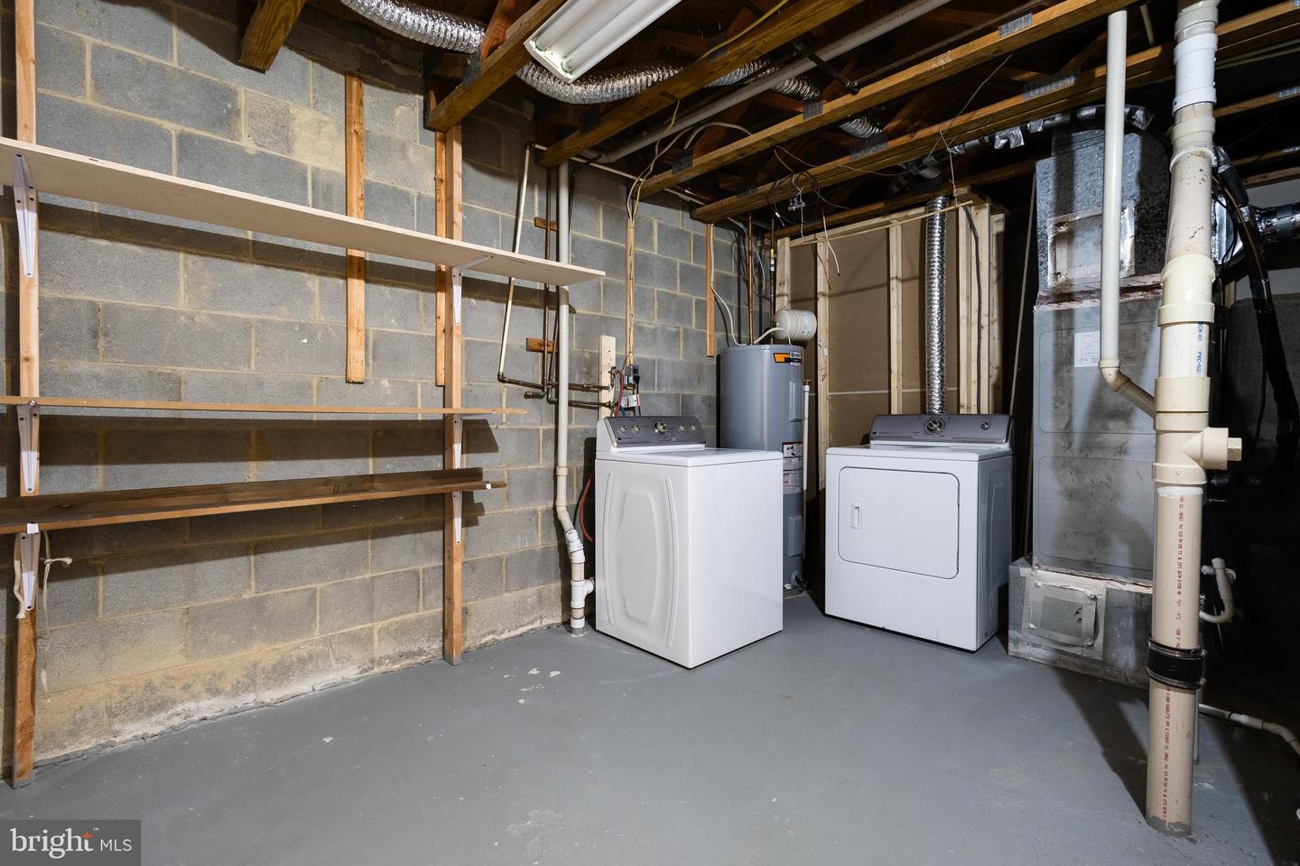 2950 CAMBRIDGE DR, WOODBRIDGE, Virginia 22192, 4 Bedrooms Bedrooms, ,3 BathroomsBathrooms,Residential,For sale,2950 CAMBRIDGE DR,VAPW2109684 MLS # VAPW2109684