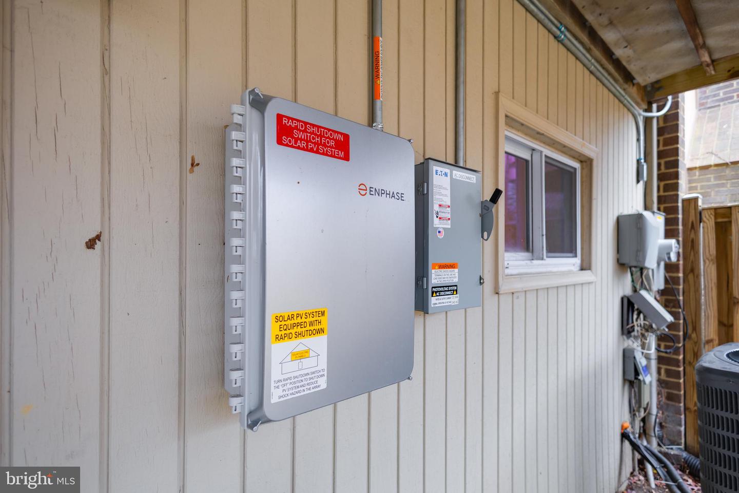 2950 CAMBRIDGE DR, WOODBRIDGE, Virginia 22192, 4 Bedrooms Bedrooms, ,3 BathroomsBathrooms,Residential,For sale,2950 CAMBRIDGE DR,VAPW2109684 MLS # VAPW2109684