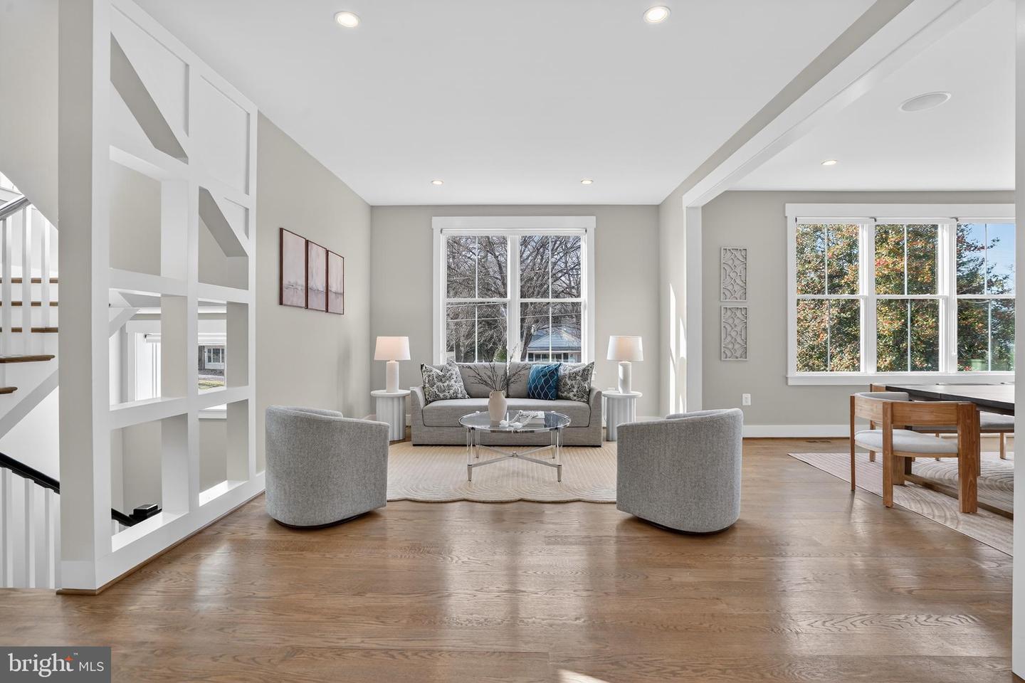 5615 35TH RD N, ARLINGTON, Virginia 22207, 6 Bedrooms Bedrooms, ,6 BathroomsBathrooms,Residential,For sale,5615 35TH RD N,VAAR2067206 MLS # VAAR2067206