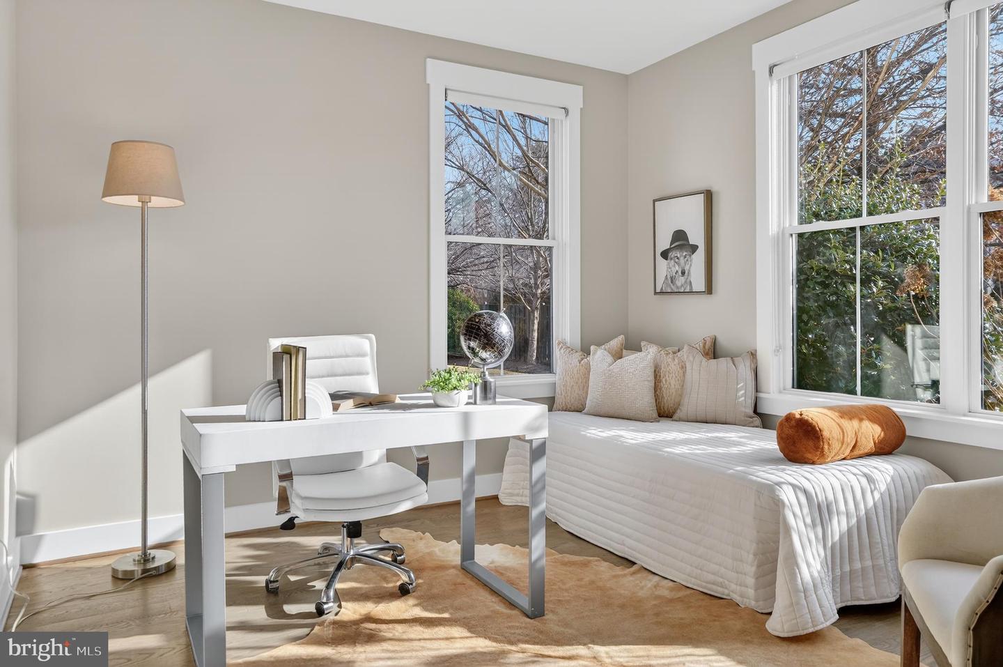 5615 35TH RD N, ARLINGTON, Virginia 22207, 6 Bedrooms Bedrooms, ,6 BathroomsBathrooms,Residential,For sale,5615 35TH RD N,VAAR2067206 MLS # VAAR2067206