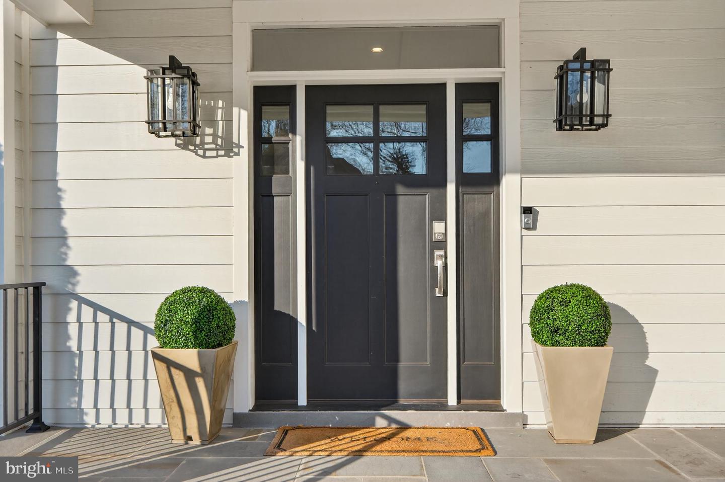 5615 35TH RD N, ARLINGTON, Virginia 22207, 6 Bedrooms Bedrooms, ,6 BathroomsBathrooms,Residential,For sale,5615 35TH RD N,VAAR2067206 MLS # VAAR2067206