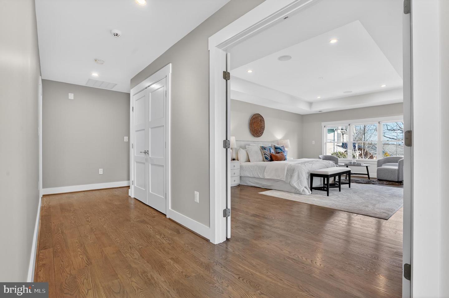 5615 35TH RD N, ARLINGTON, Virginia 22207, 6 Bedrooms Bedrooms, ,6 BathroomsBathrooms,Residential,For sale,5615 35TH RD N,VAAR2067206 MLS # VAAR2067206