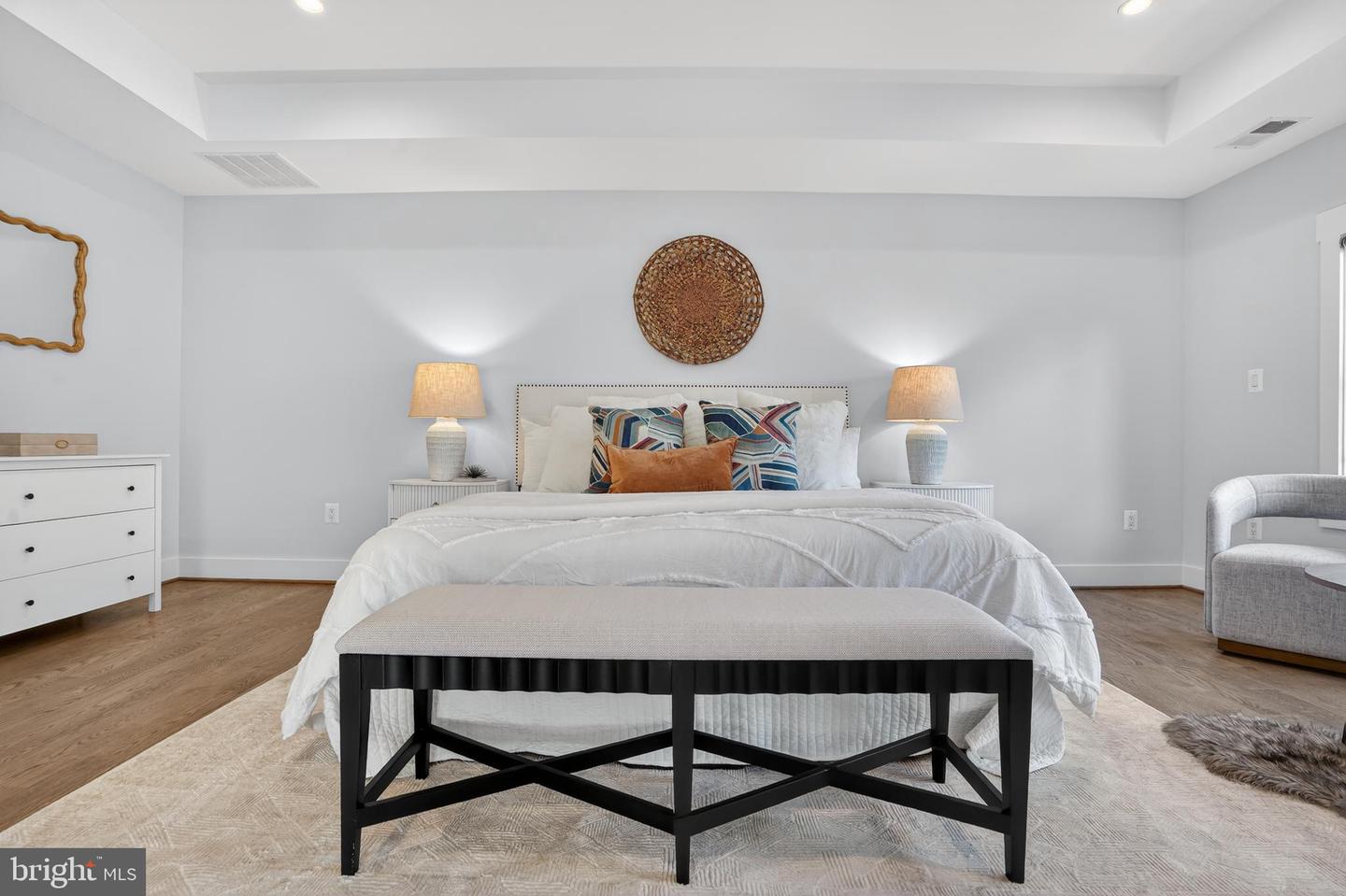 5615 35TH RD N, ARLINGTON, Virginia 22207, 6 Bedrooms Bedrooms, ,6 BathroomsBathrooms,Residential,For sale,5615 35TH RD N,VAAR2067206 MLS # VAAR2067206