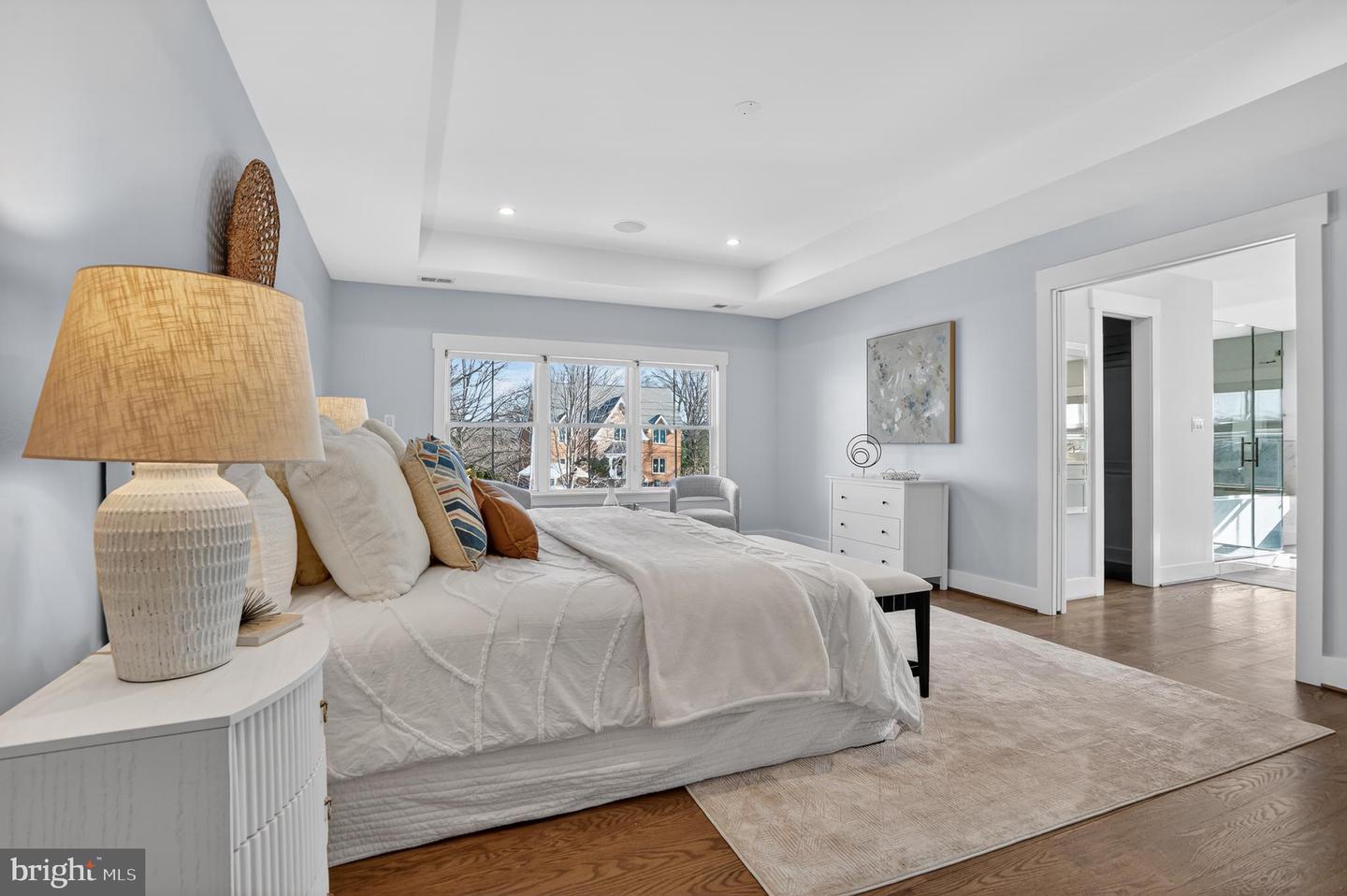 5615 35TH RD N, ARLINGTON, Virginia 22207, 6 Bedrooms Bedrooms, ,6 BathroomsBathrooms,Residential,For sale,5615 35TH RD N,VAAR2067206 MLS # VAAR2067206