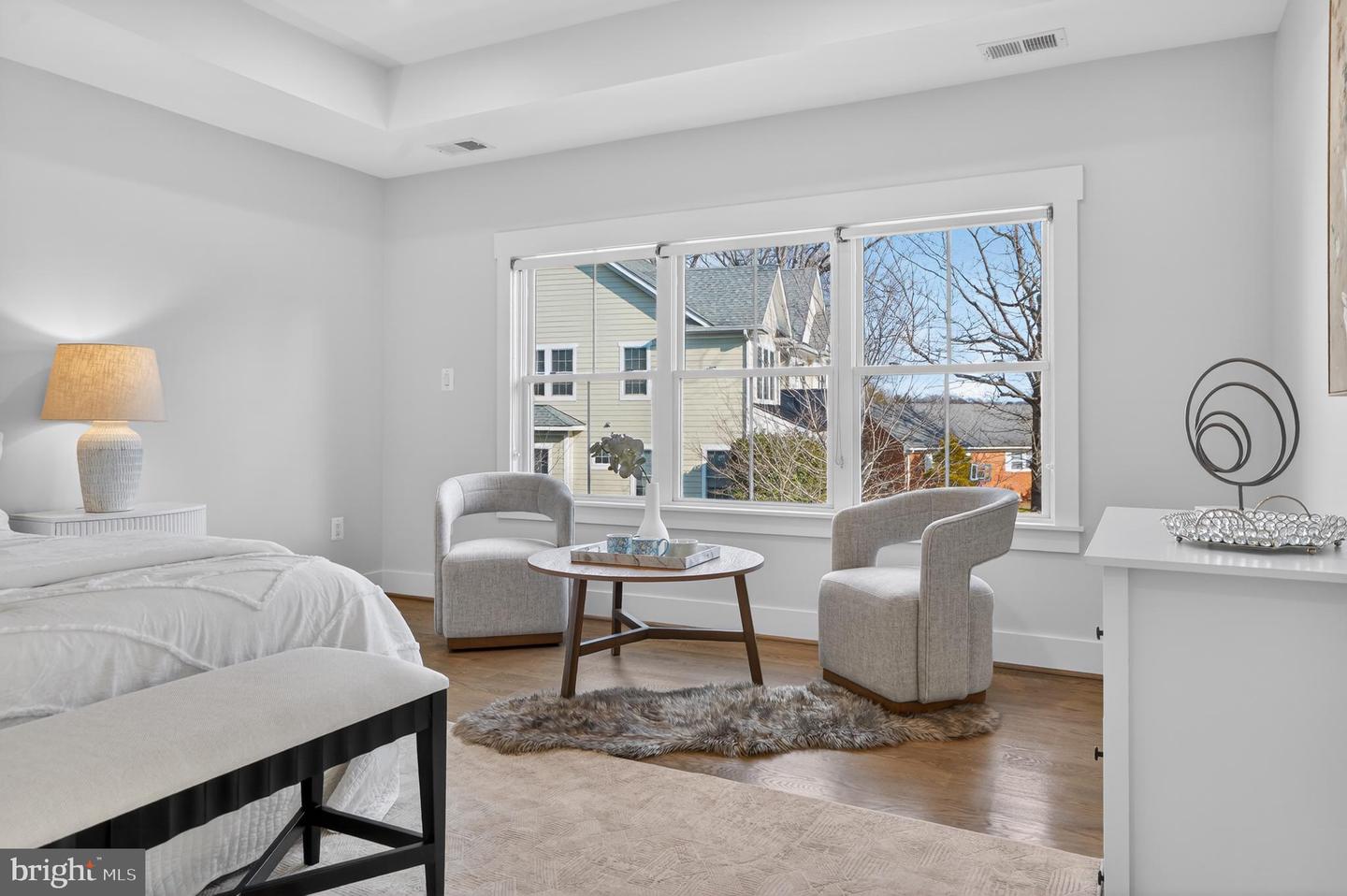 5615 35TH RD N, ARLINGTON, Virginia 22207, 6 Bedrooms Bedrooms, ,6 BathroomsBathrooms,Residential,For sale,5615 35TH RD N,VAAR2067206 MLS # VAAR2067206