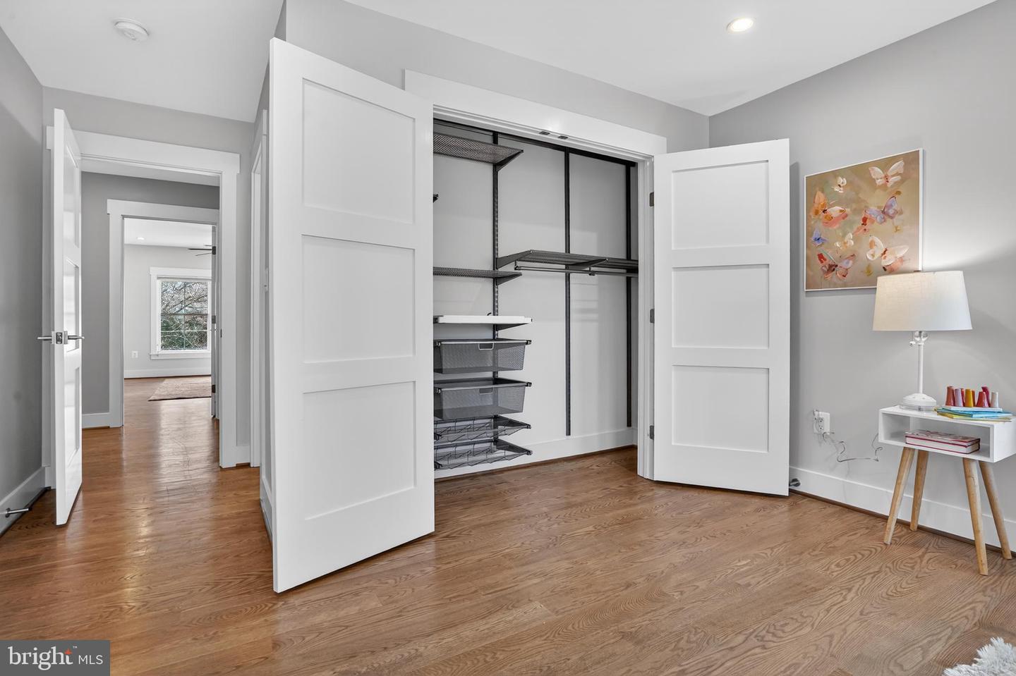 5615 35TH RD N, ARLINGTON, Virginia 22207, 6 Bedrooms Bedrooms, ,6 BathroomsBathrooms,Residential,For sale,5615 35TH RD N,VAAR2067206 MLS # VAAR2067206