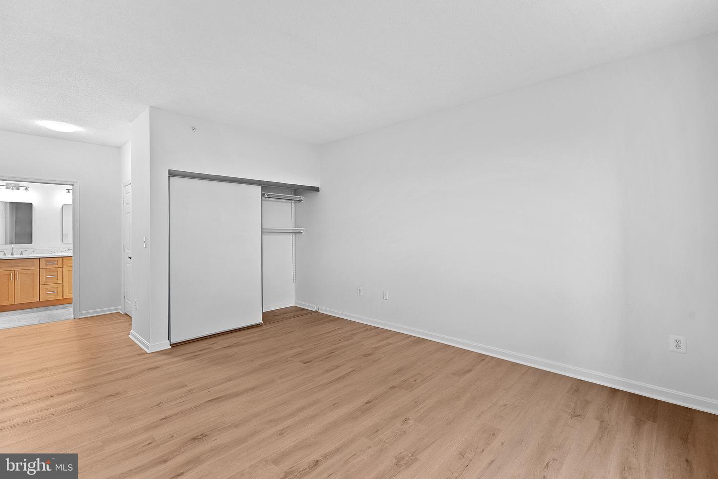 19375 CYPRESS RIDGE TER #901, LEESBURG, Virginia 20176, 3 Bedrooms Bedrooms, ,2 BathroomsBathrooms,Residential,For sale,19375 CYPRESS RIDGE TER #901,VALO2113168 MLS # VALO2113168