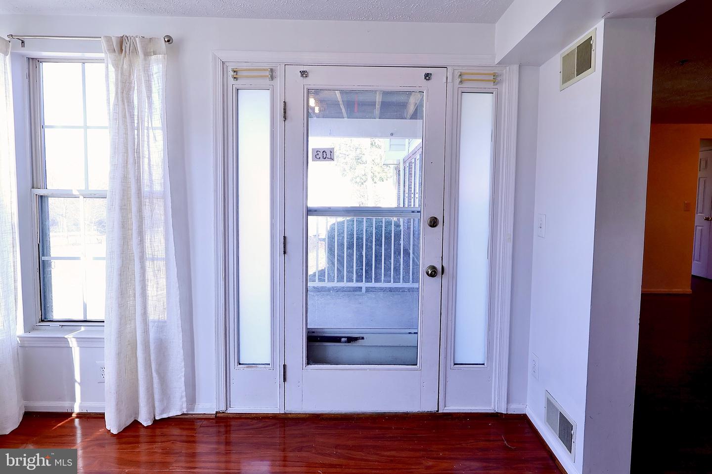 3560 SHERBROOKE CIR #103, WOODBRIDGE, Virginia 22192, 2 Bedrooms Bedrooms, ,2 BathroomsBathrooms,Residential,For sale,3560 SHERBROOKE CIR #103,VAPW2109758 MLS # VAPW2109758