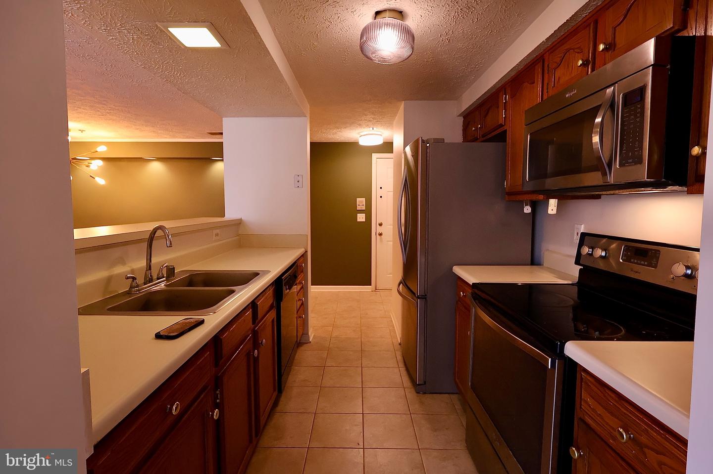 3560 SHERBROOKE CIR #103, WOODBRIDGE, Virginia 22192, 2 Bedrooms Bedrooms, ,2 BathroomsBathrooms,Residential,For sale,3560 SHERBROOKE CIR #103,VAPW2109758 MLS # VAPW2109758