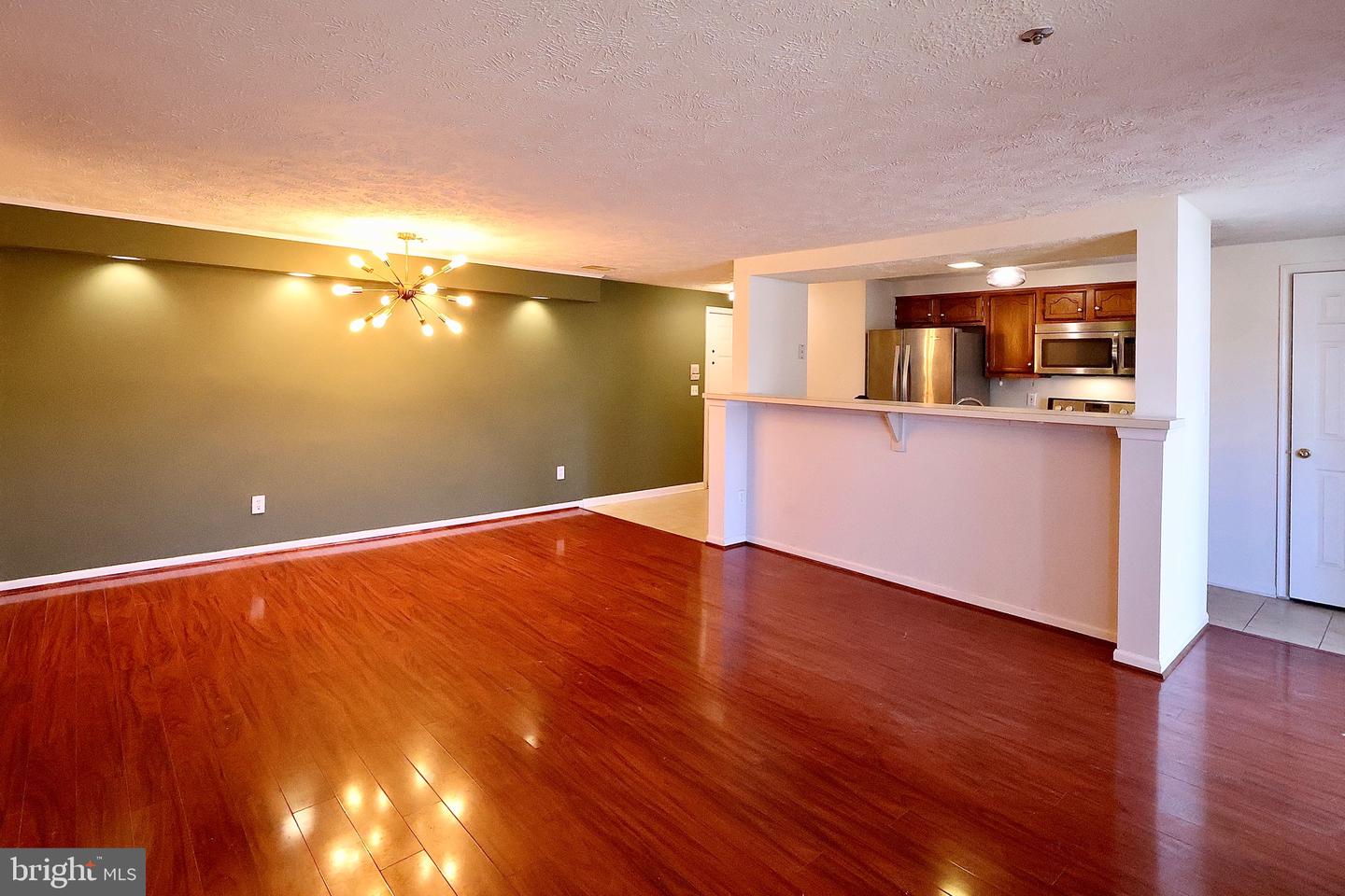 3560 SHERBROOKE CIR #103, WOODBRIDGE, Virginia 22192, 2 Bedrooms Bedrooms, ,2 BathroomsBathrooms,Residential,For sale,3560 SHERBROOKE CIR #103,VAPW2109758 MLS # VAPW2109758