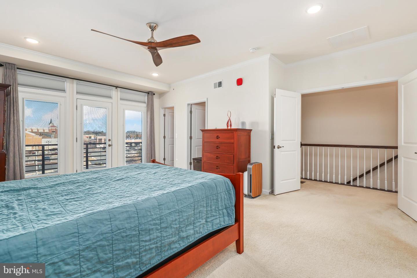 1426 RIBBON LIMESTONE TER SE, LEESBURG, Virginia 20175, 3 Bedrooms Bedrooms, 6 Rooms Rooms,2 BathroomsBathrooms,Residential,For sale,1426 RIBBON LIMESTONE TER SE,VALO2113180 MLS # VALO2113180