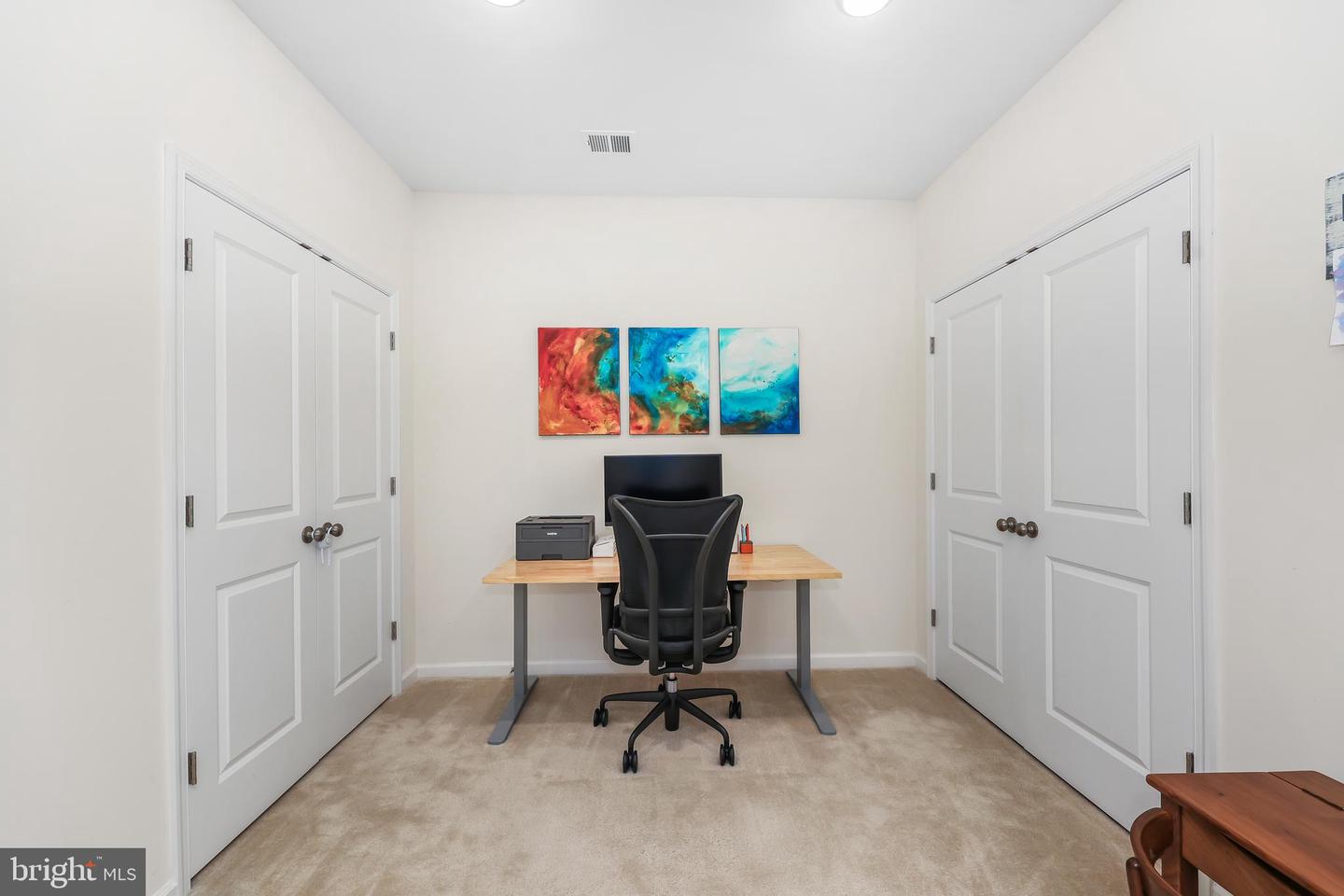 1426 RIBBON LIMESTONE TER SE, LEESBURG, Virginia 20175, 3 Bedrooms Bedrooms, 6 Rooms Rooms,2 BathroomsBathrooms,Residential,For sale,1426 RIBBON LIMESTONE TER SE,VALO2113180 MLS # VALO2113180