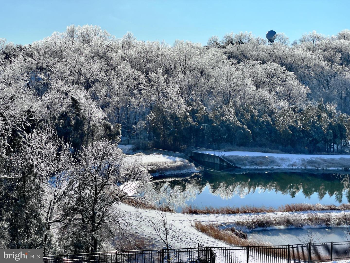 1426 RIBBON LIMESTONE TER SE, LEESBURG, Virginia 20175, 3 Bedrooms Bedrooms, 6 Rooms Rooms,2 BathroomsBathrooms,Residential,For sale,1426 RIBBON LIMESTONE TER SE,VALO2113180 MLS # VALO2113180