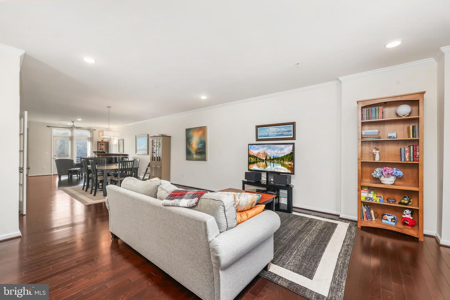 1426 RIBBON LIMESTONE TER SE, LEESBURG, Virginia 20175, 3 Bedrooms Bedrooms, 6 Rooms Rooms,2 BathroomsBathrooms,Residential,For sale,1426 RIBBON LIMESTONE TER SE,VALO2113180 MLS # VALO2113180