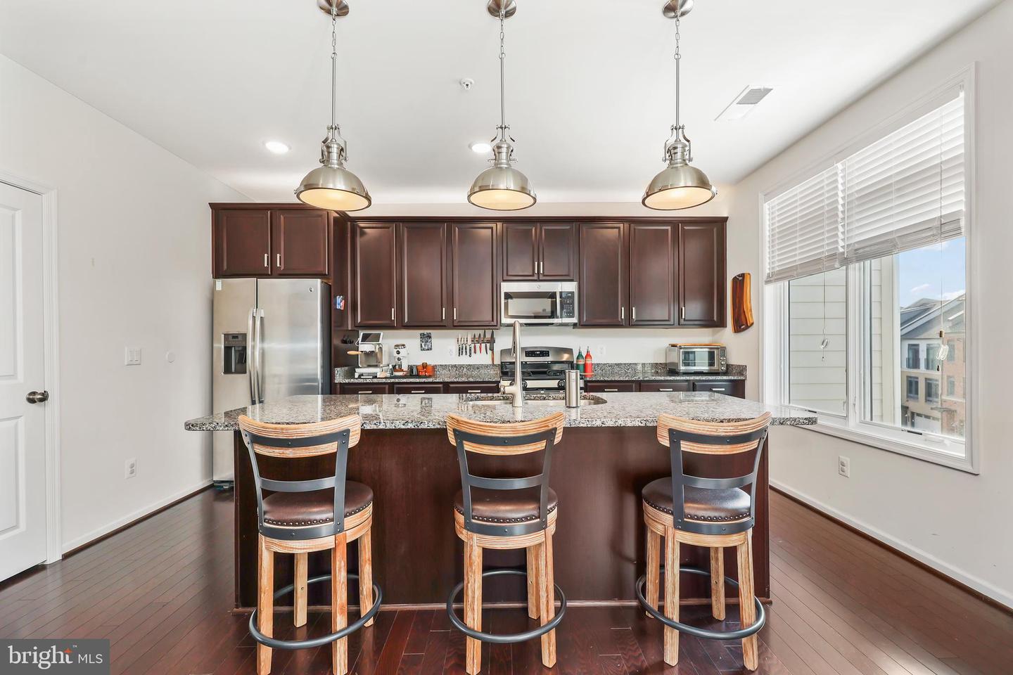 1426 RIBBON LIMESTONE TER SE, LEESBURG, Virginia 20175, 3 Bedrooms Bedrooms, 6 Rooms Rooms,2 BathroomsBathrooms,Residential,For sale,1426 RIBBON LIMESTONE TER SE,VALO2113180 MLS # VALO2113180