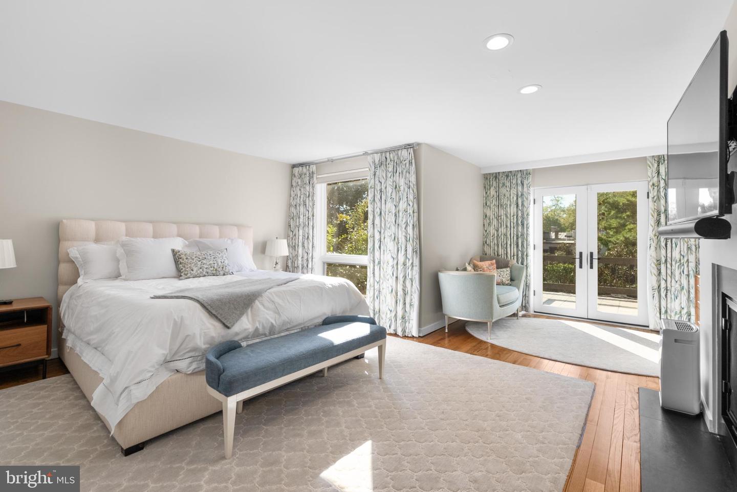 3322 DENT PL NW, WASHINGTON, District Of Columbia 20007, 4 Bedrooms Bedrooms, ,2 BathroomsBathrooms,Residential,For sale,3322 DENT PL NW,DCDC2239318 MLS # DCDC2239318