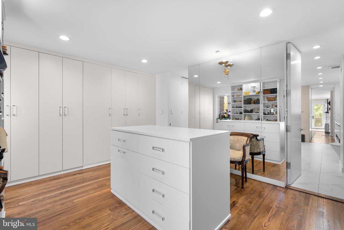 3322 DENT PL NW, WASHINGTON, District Of Columbia 20007, 4 Bedrooms Bedrooms, ,2 BathroomsBathrooms,Residential,For sale,3322 DENT PL NW,DCDC2239318 MLS # DCDC2239318