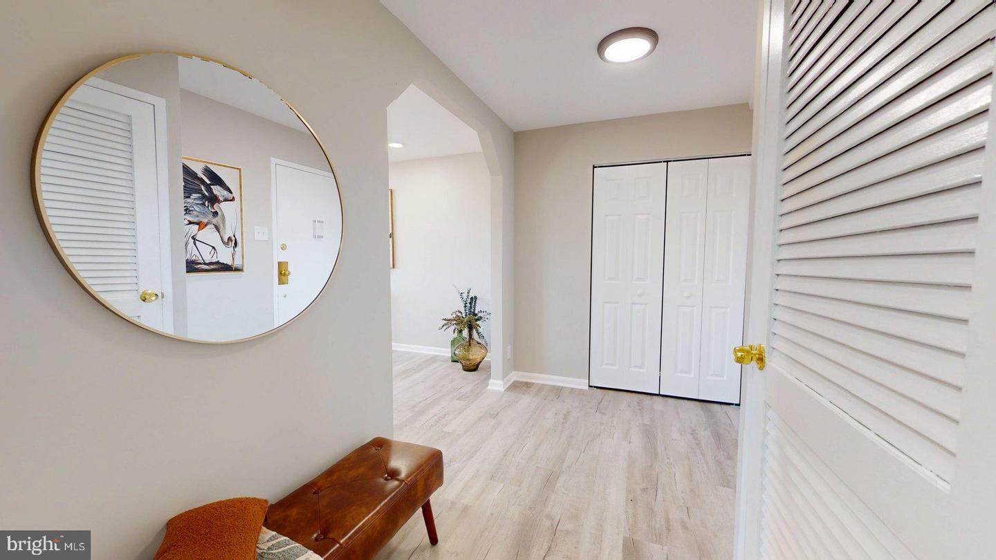 5340 HOLMES RUN PKWY #1215, ALEXANDRIA, Virginia 22304, 2 Bedrooms Bedrooms, ,2 BathroomsBathrooms,Residential,For sale,5340 HOLMES RUN PKWY #1215,VAAX2052774 MLS # VAAX2052774