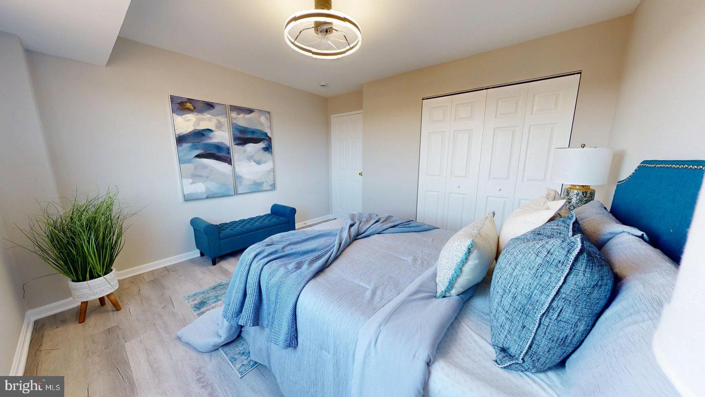 5340 HOLMES RUN PKWY #1215, ALEXANDRIA, Virginia 22304, 2 Bedrooms Bedrooms, ,2 BathroomsBathrooms,Residential,For sale,5340 HOLMES RUN PKWY #1215,VAAX2052774 MLS # VAAX2052774