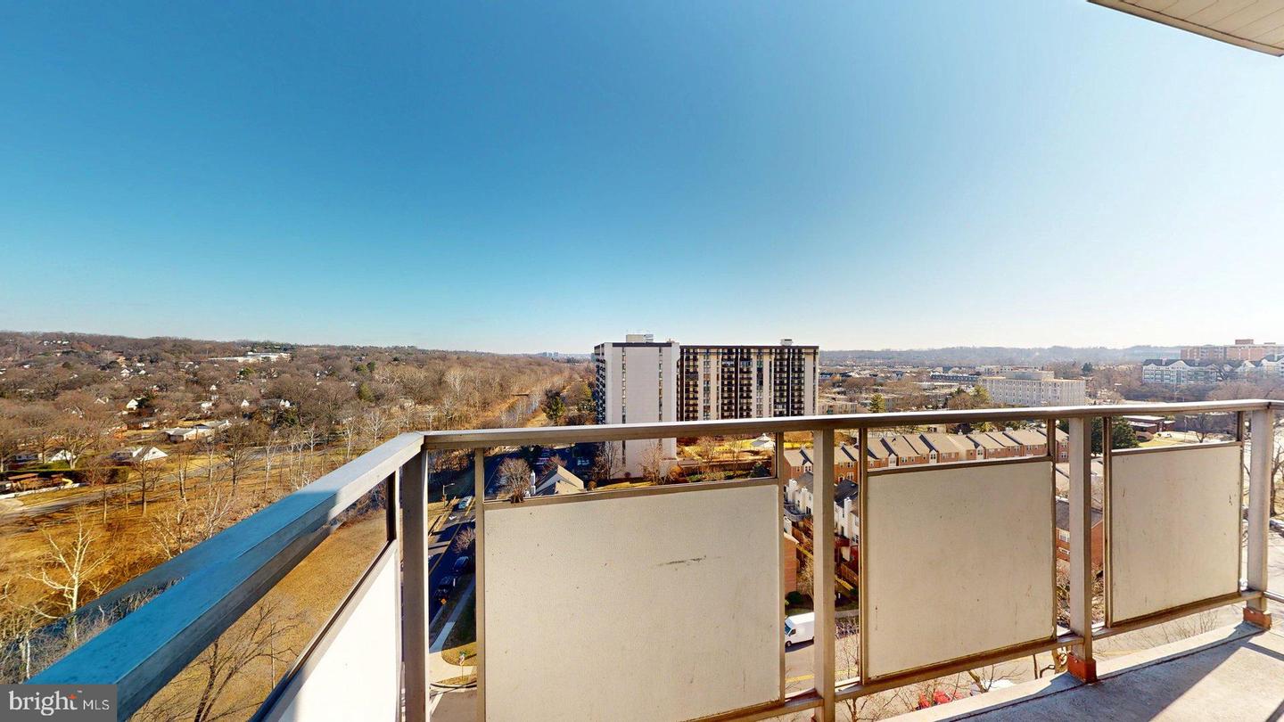 5340 HOLMES RUN PKWY #1215, ALEXANDRIA, Virginia 22304, 2 Bedrooms Bedrooms, ,2 BathroomsBathrooms,Residential,For sale,5340 HOLMES RUN PKWY #1215,VAAX2052774 MLS # VAAX2052774