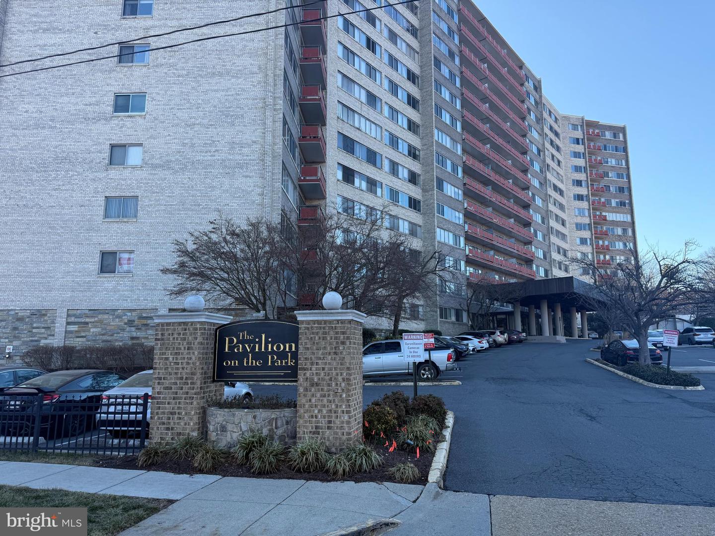 5340 HOLMES RUN PKWY #1215, ALEXANDRIA, Virginia 22304, 2 Bedrooms Bedrooms, ,2 BathroomsBathrooms,Residential,For sale,5340 HOLMES RUN PKWY #1215,VAAX2052774 MLS # VAAX2052774